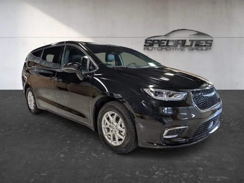 2025 Chrysler Pacifica Select Select