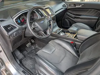 2020 Ford Edge ST photo 2