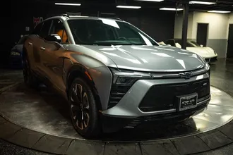 2024 CHEVROLET BLAZER EV photo 5
