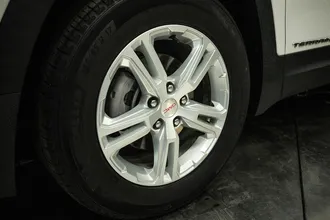 2024 GMC TERRAIN photo 3