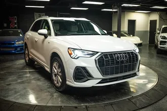 2025 AUDI Q3 photo 5