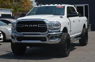 2021 RAM 2500 photo 3