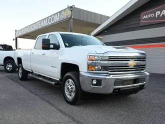 2017 Chevrolet Silverado 2500 HD Crew Cab photo 7