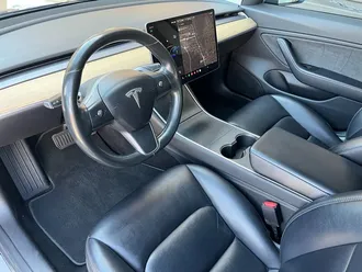 2018 Tesla Model 3 Long Range photo 2