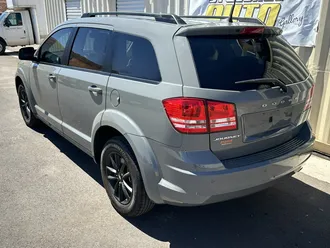 2020 Dodge Journey photo 2