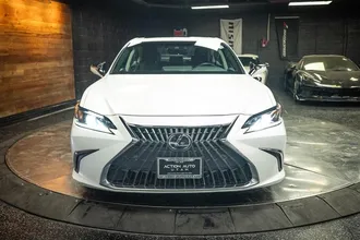 2022 LEXUS ES photo 4