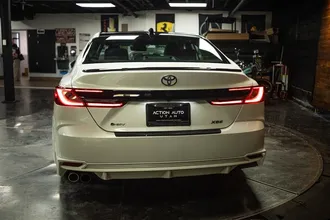 2025 TOYOTA CAMRY photo 6