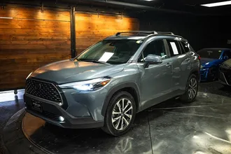 2022 TOYOTA COROLLA CROSS photo 2