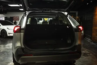 2019 TOYOTA RAV4 photo 7