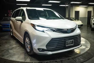 2023 TOYOTA SIENNA photo 5