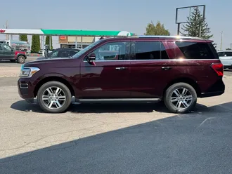 2024 Ford Expedition photo 5