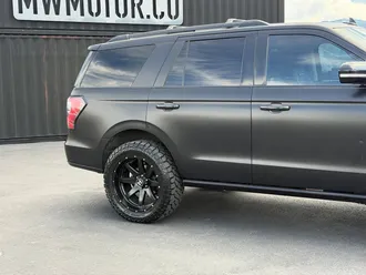 2021 Ford Expedition photo 4