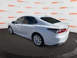 2022 Toyota Camry photo 3