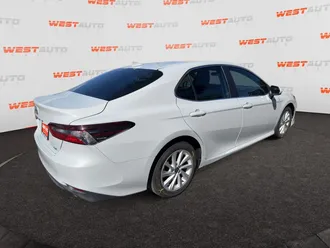 2022 Toyota Camry photo 5