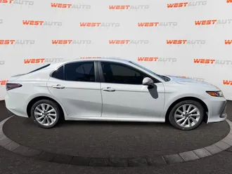2022 Toyota Camry photo 6