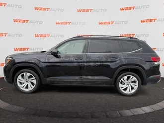 2022 Volkswagen Atlas photo 2