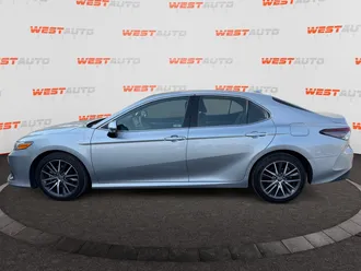 2023 Toyota Camry photo 2