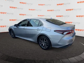 2023 Toyota Camry photo 3