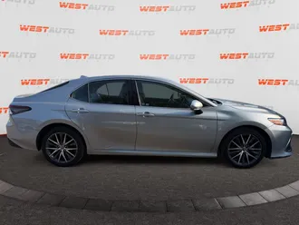 2023 Toyota Camry photo 6
