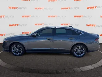2023 Honda Accord photo 2