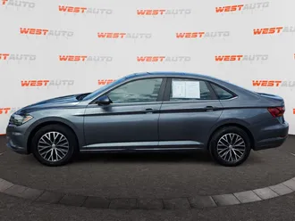 2019 Volkswagen Jetta photo 2