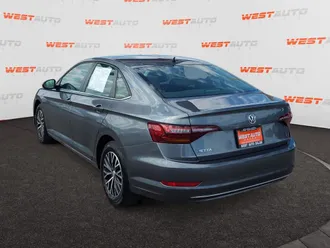 2019 Volkswagen Jetta photo 3