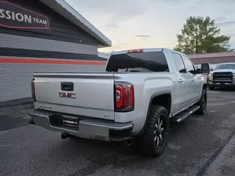 2017 GMC Sierra 1500 Crew Cab photo 5