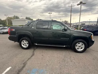 2013 Chevrolet Avalanche photo 5