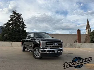 2025 Ford F-250SD photo 2