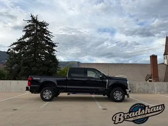 2025 Ford F-250SD photo 3