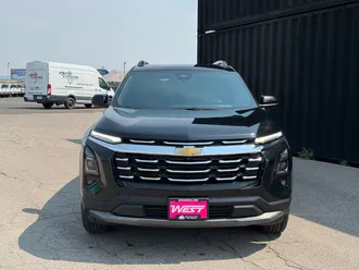2025 Chevrolet Equinox photo 2