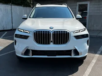 2026 BMW X7 xDrive40i photo 2