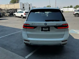 2026 BMW X7 xDrive40i photo 6
