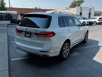 2026 BMW X7 xDrive40i photo 7
