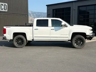 2017 Chevrolet Silverado 1500 photo 3