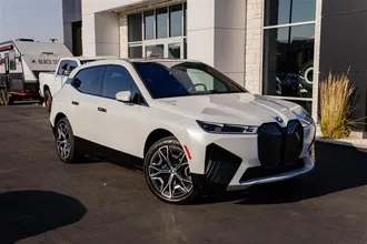 2023 BMW IX photo 2