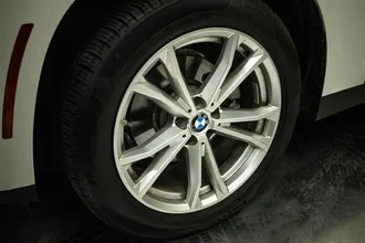 2025 BMW X3 photo 3