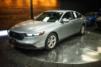 2023 HONDA ACCORD photo 2