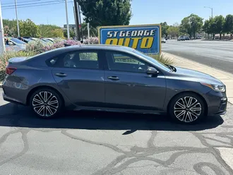 2021 Kia Forte photo 2