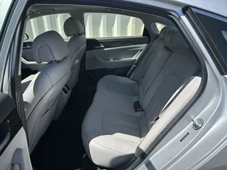 2017 Hyundai Sonata photo 7