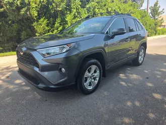 2021 Toyota RAV4 photo 2