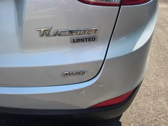 2011 Hyundai Tucson photo 6