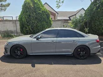 2021 Audi S4 photo 2
