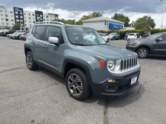 2017 Jeep Renegade photo 4