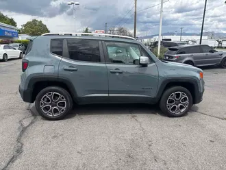 2017 Jeep Renegade photo 5