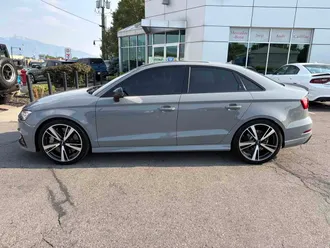 2018 Audi RS 3 photo 2