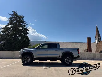 2026 Chevrolet Colorado photo 4