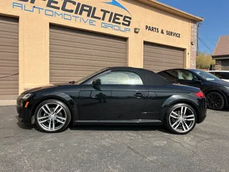 2017 Audi TT 2.0T quattro photo 3