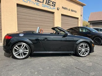 2017 Audi TT 2.0T quattro photo 6