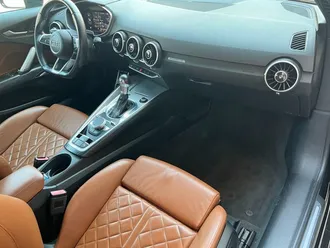 2017 Audi TT 2.0T quattro photo 7